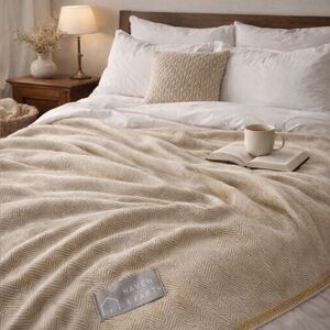 NWT Herringbone Blanket By Haven & Earth | 100% Acrylic Mustard Gold & Cream